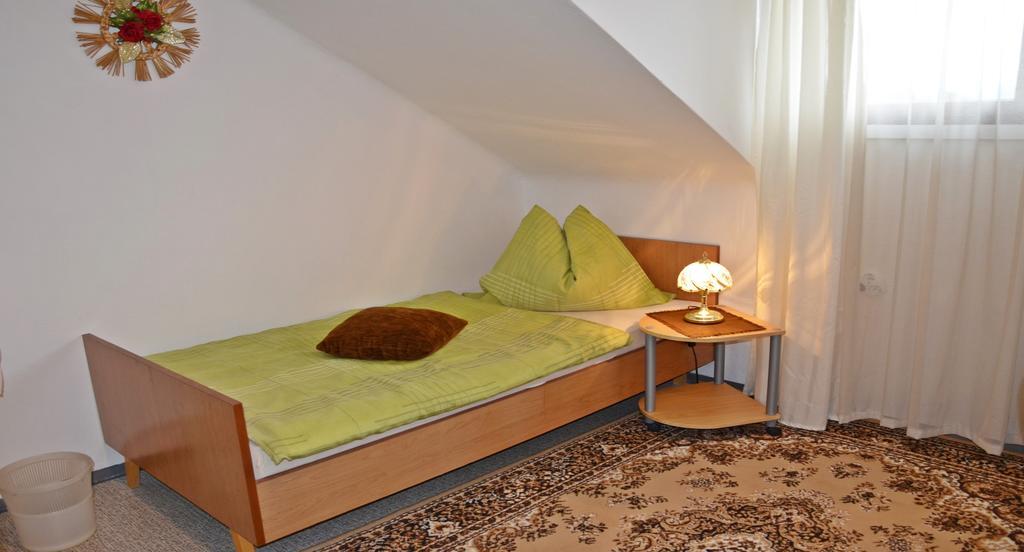 Gasthof-Pension Karawankenblick Portschach am Woerthersee Exterior photo